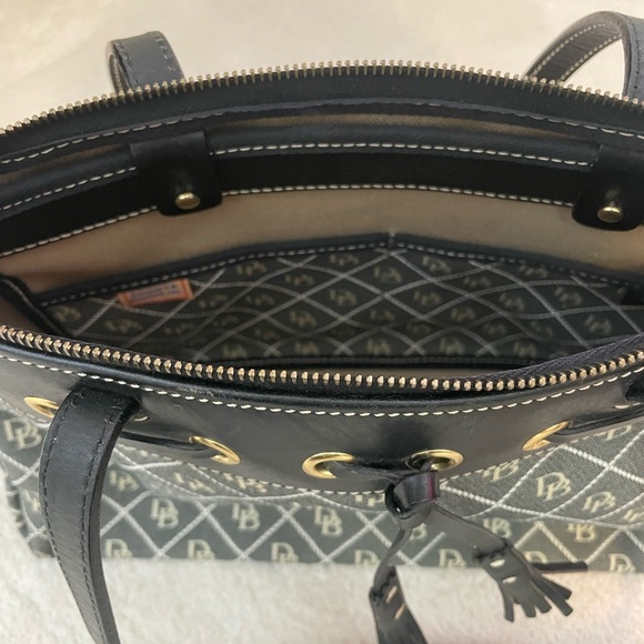 Dooney & Bourke, Inc. Purses (2)-Stylish Black and Red Tote Bags - Picture 7 of 11